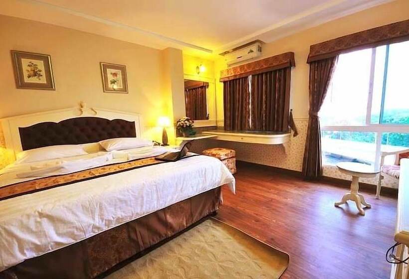 标准工作室, The Airport Greenery