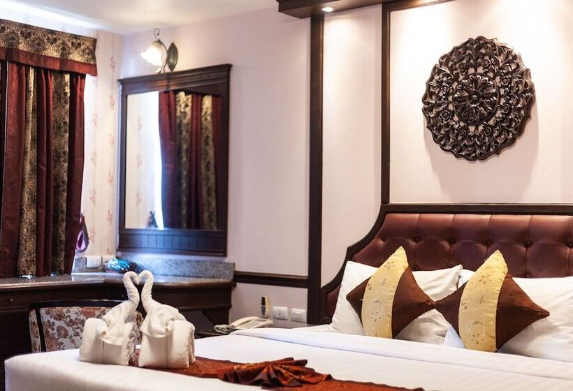 家庭套房, The Airport Greenery