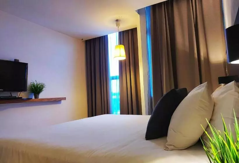 اتاق سوپریور با تخت بزرگ, The Leverage Lite Hotel   Kuala Kedah