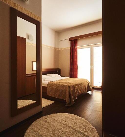 חדר קלאסי, Vila Emei