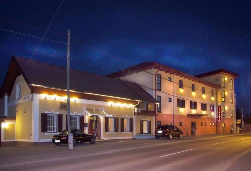 חדר דלוקס, Vila Emei