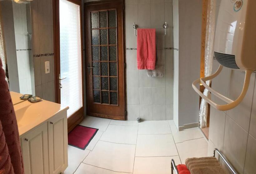 스탠다드 룸 킹사이즈 침대, B&b La Grande Dame