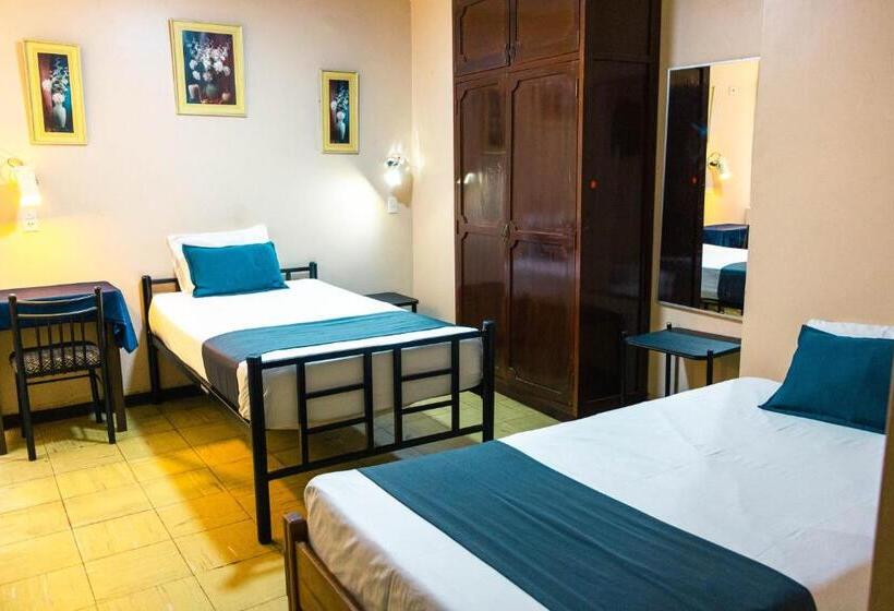 Четырехместный Номер Стандарт, Aristi Chiclayo