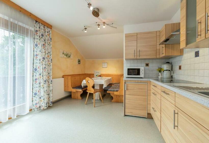 3ベッドルームアパートメント, Bauernhof Katin