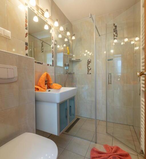 3ベッドルームアパートメント, Bauernhof Katin