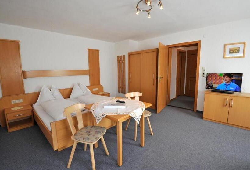 Üç Kişilik Standart Oda, Kerschbaumerhof