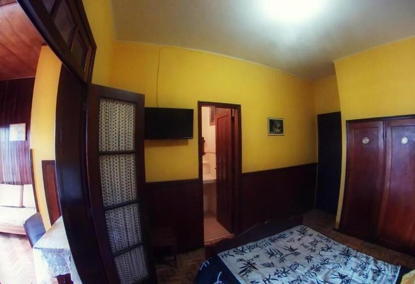 Suite met Balkon, Philipp