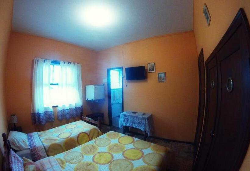 Standaard Driepersoonskamer, Philipp