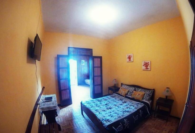 Suite met Balkon, Philipp