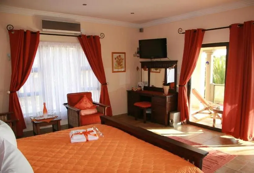 スイート, Ponciana Superior Guesthouse