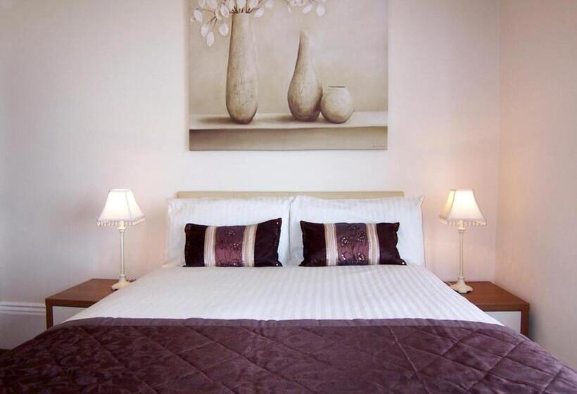 غرفة قياسية, The Selomar