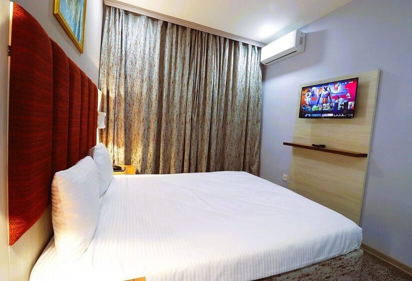 اتاق استاندارد, Amazon