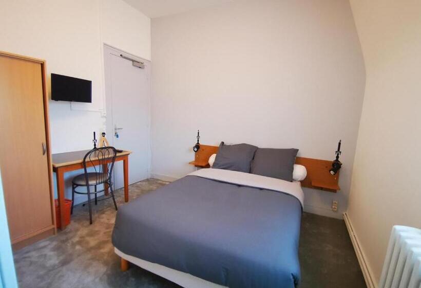 Номер Стандарт, Auberge Du Mail
