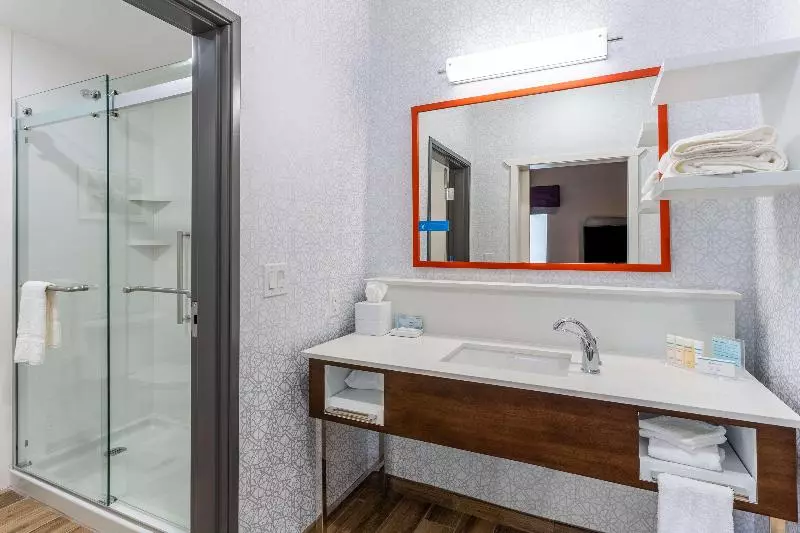 １ベッドルームアパートメント, Best Western Plus Mahboula