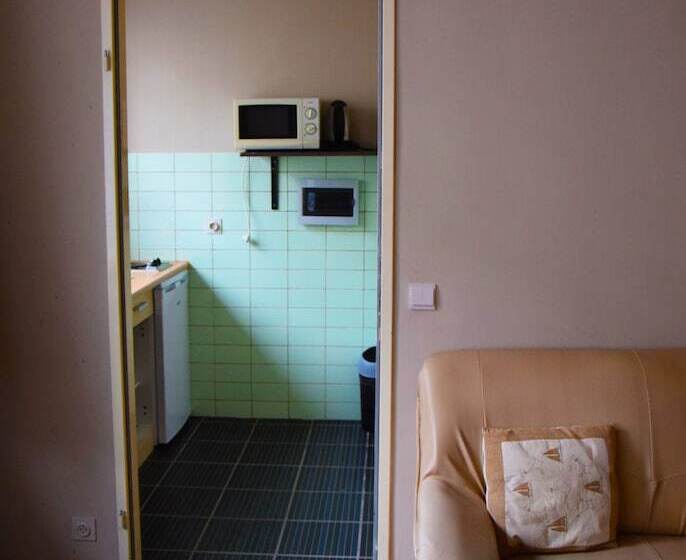 إستوديو قياسى, Budget Flats Antwerpen