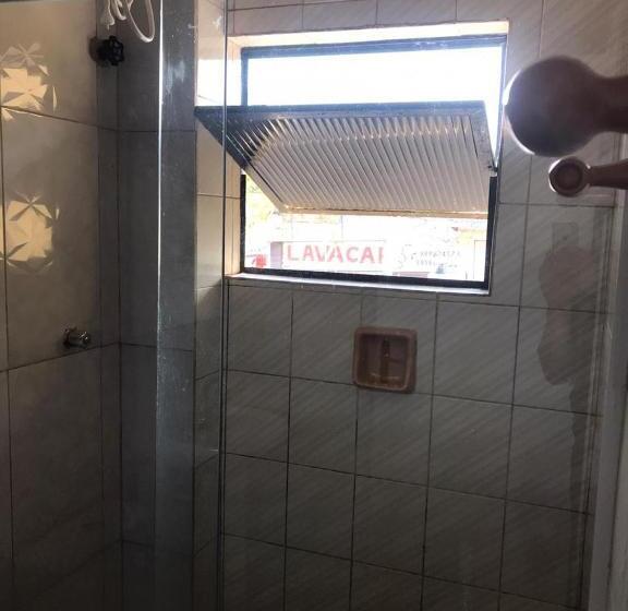 Standard Quadruple Room, Carol Palace