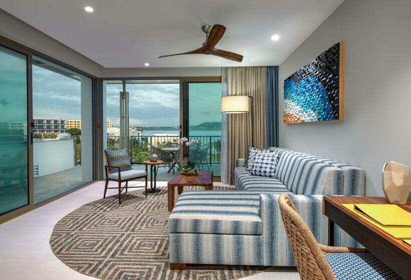 מיטת קינג בסוויטה, Conrad Punta De Mita