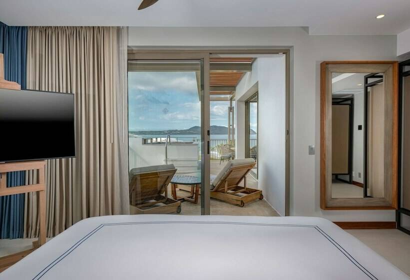 סוויטה נוף לים, Conrad Punta De Mita