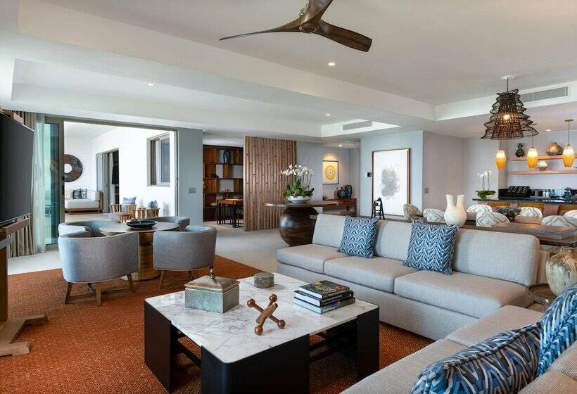 חדר פנטהאוז, Conrad Punta De Mita