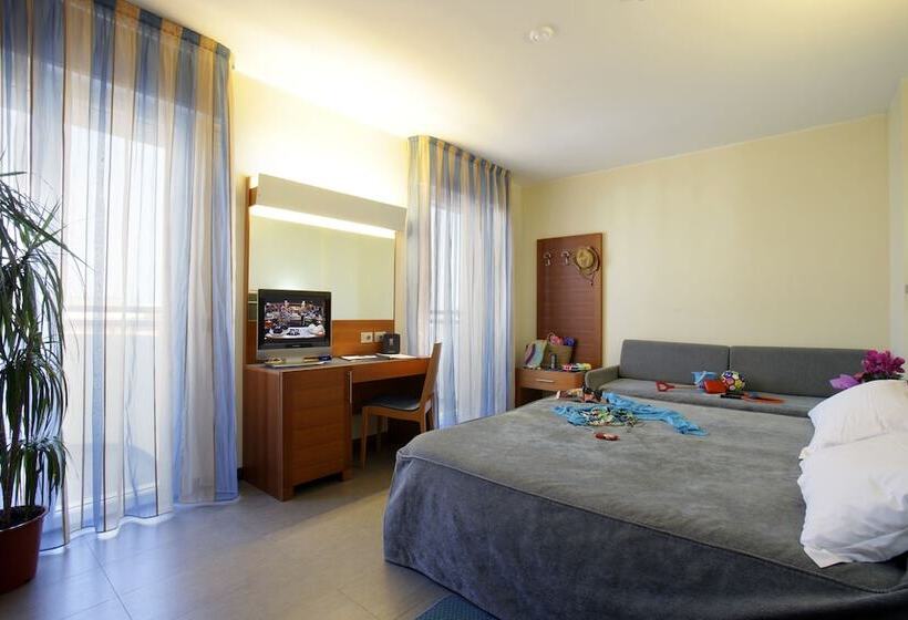 اتاق استاندارد سه نفره, Coppe Jesolo