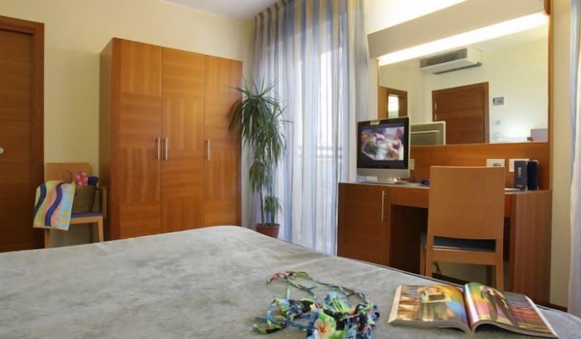 اتاق استاندارد سه نفره, Coppe Jesolo