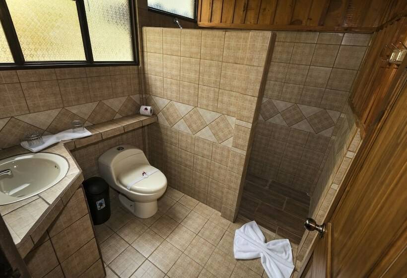 ویلای 1 خوابه, De Montana Suria