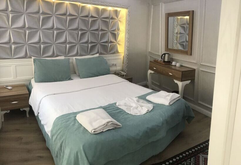 اتاق استاندارد سه نفره, Grand Heykel