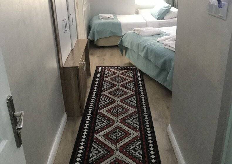 اتاق استاندارد سه نفره, Grand Heykel