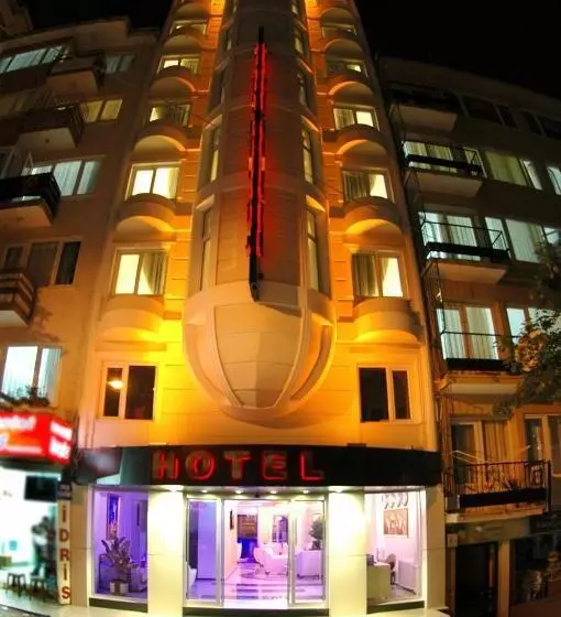 سوییت لوکس, Grand Heykel