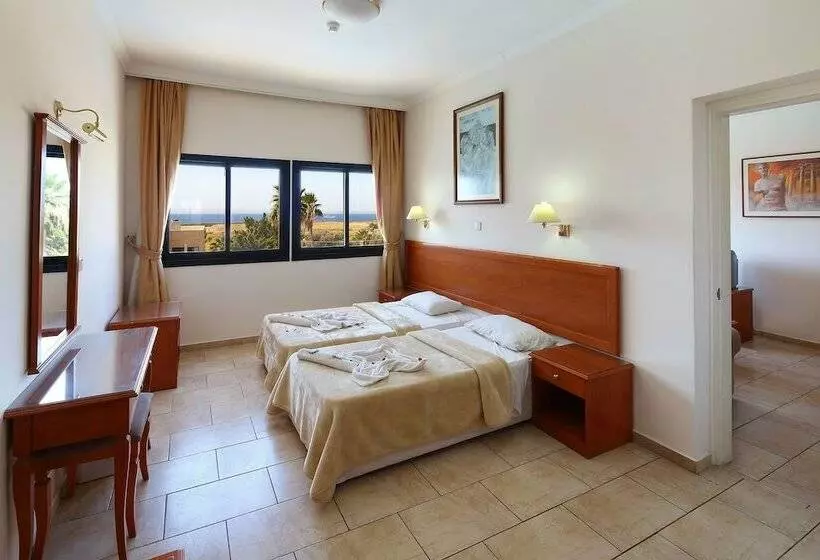 آپارتمان 2 خوابه, Panareti Coral Bay Resort