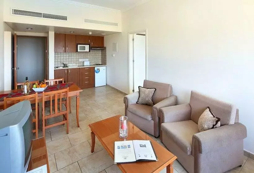 آپارتمان 2 خوابه, Panareti Coral Bay Resort