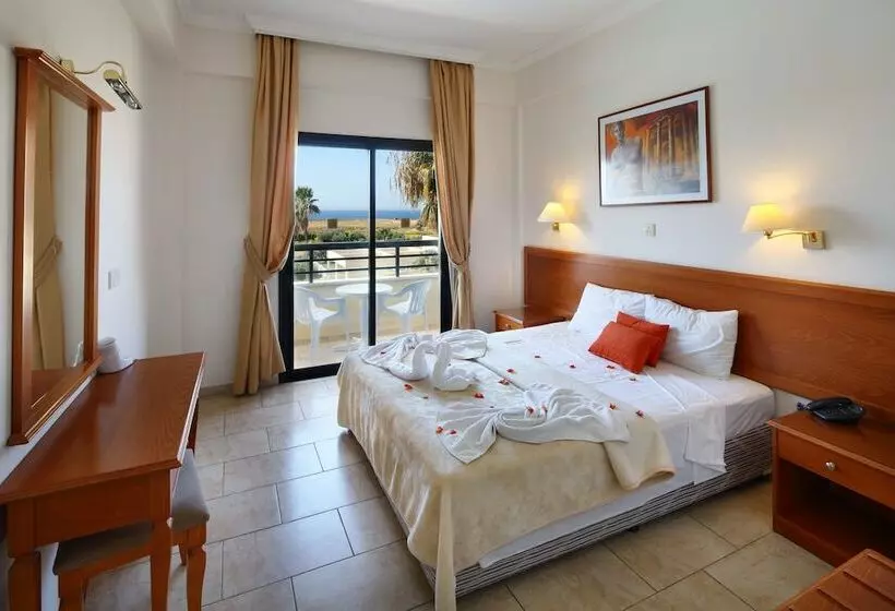 آپارتمان 2 خوابه, Panareti Coral Bay Resort