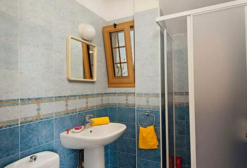 ویلای 3 خوابه با استخر, Panareti Coral Bay Resort