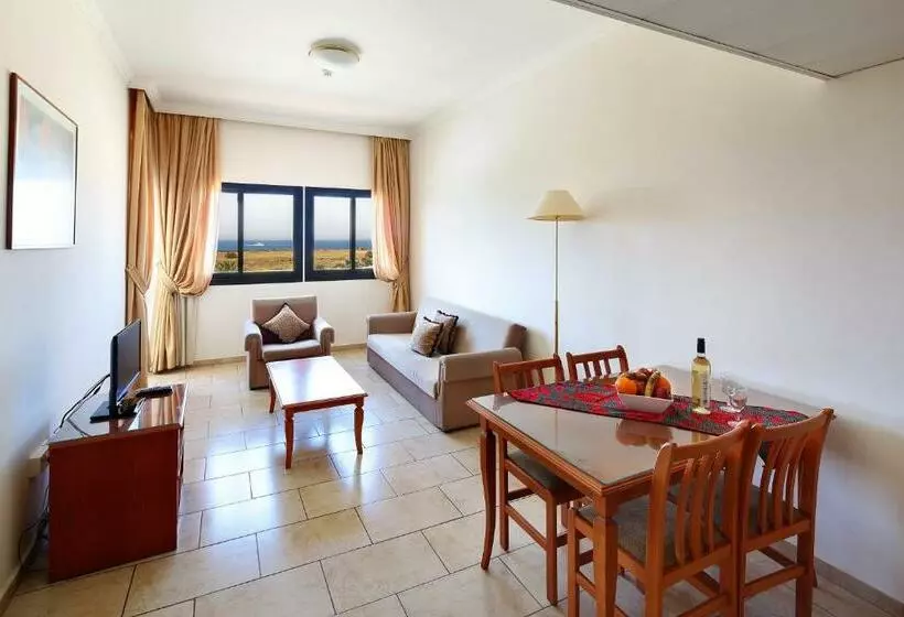 1 Bedroom Family Apartment