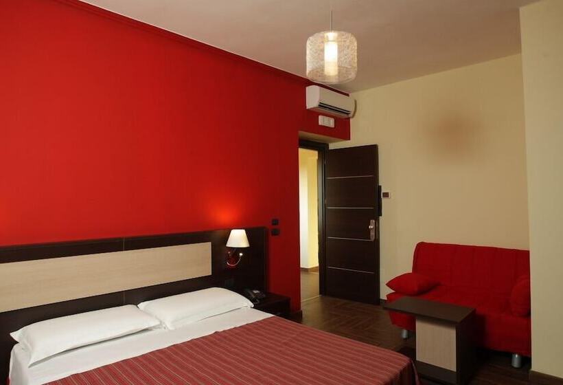 スタンダードトリプルルーム, Paradiso