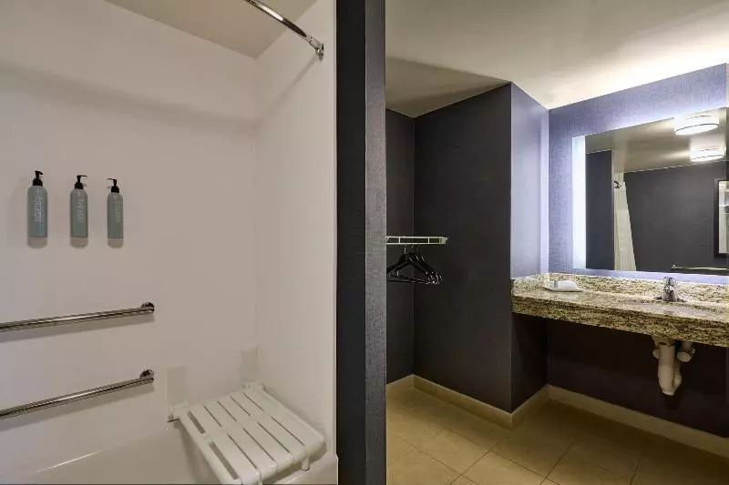 キングサイドベッドのスタンダードワンルーム, Residence Inn Arlington Capital View