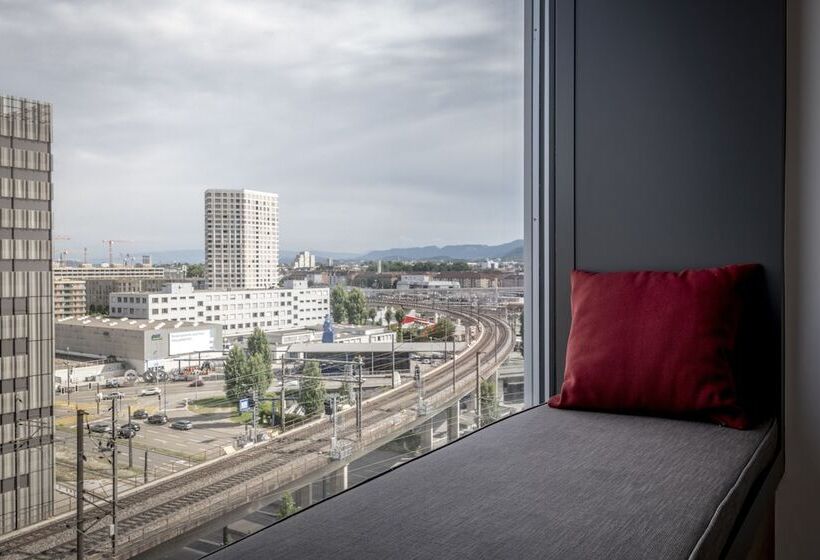 Camera Club, Sheraton Zurich