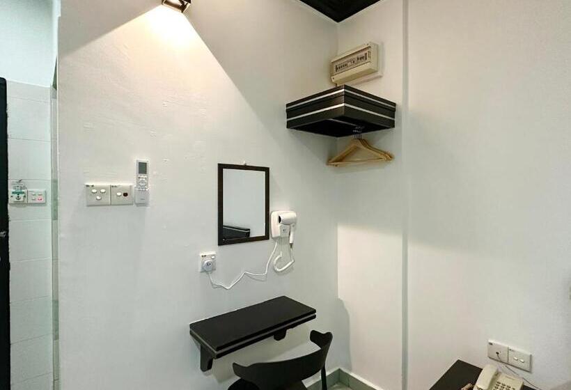 חדר דלוקס נוף לעיר, Tourist City Centre By Hotspot Essential