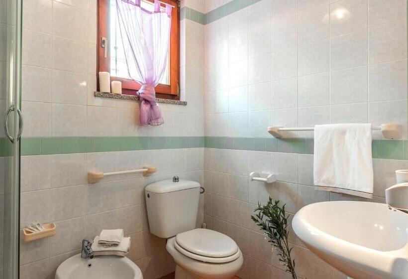 标准工作室, Residence Le Pavoncelle