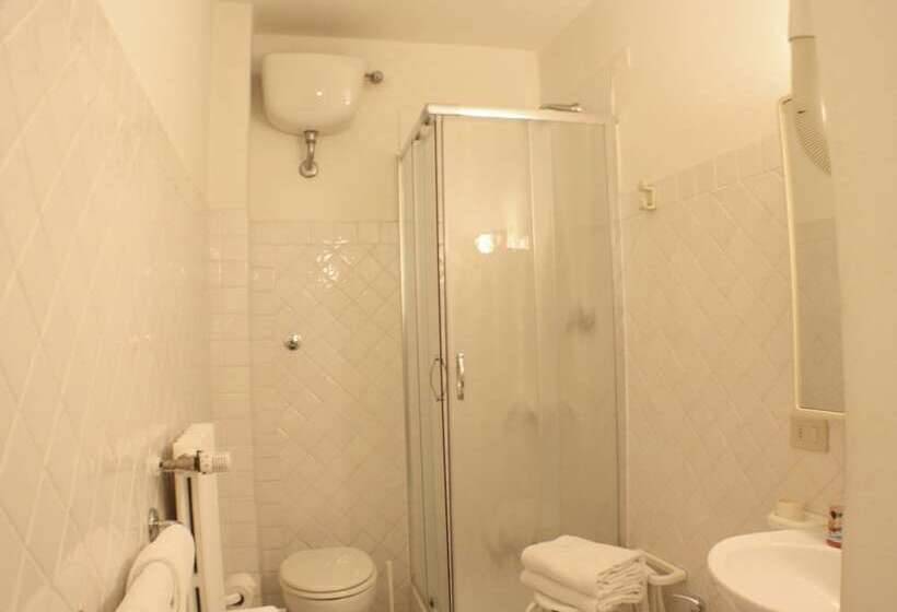 آپارتمان 1 خوابه, Residence Manassei