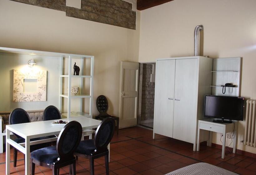 آپارتمان 1 خوابه, Residence Manassei