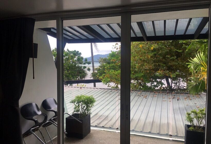 2 베드룸 컴포트 아파트, The Front Hotel And Apartments