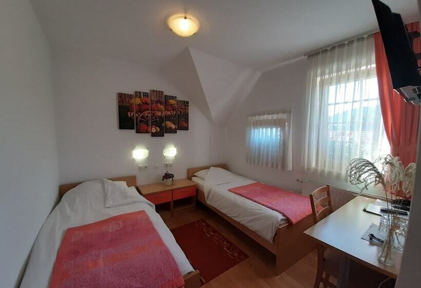 اتاق استاندارد, Boutique Hotel Loka