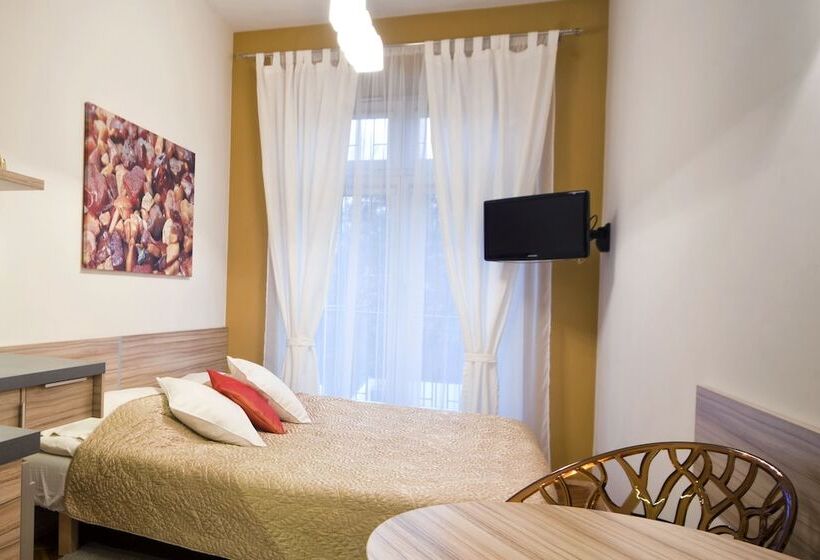 经济型工作室, 4seasons﻿ Apartments Cracow