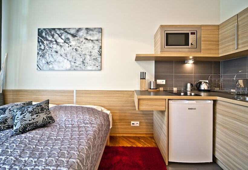 Estúdio Economy, 4seasons﻿ Apartments Cracow