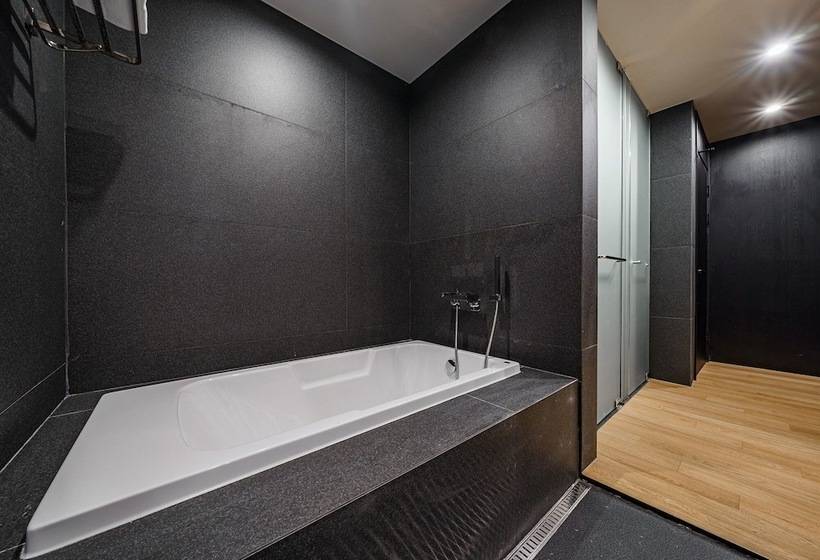 חדר דלוקס, Amare Hotel Jongno