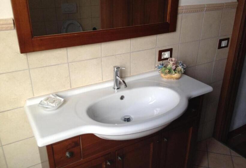 اتاق استاندارد, B&b Il Casale Di Nanni