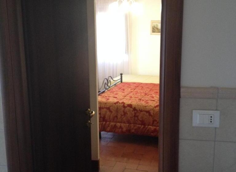 اتاق استاندارد سه نفره, B&b Il Casale Di Nanni