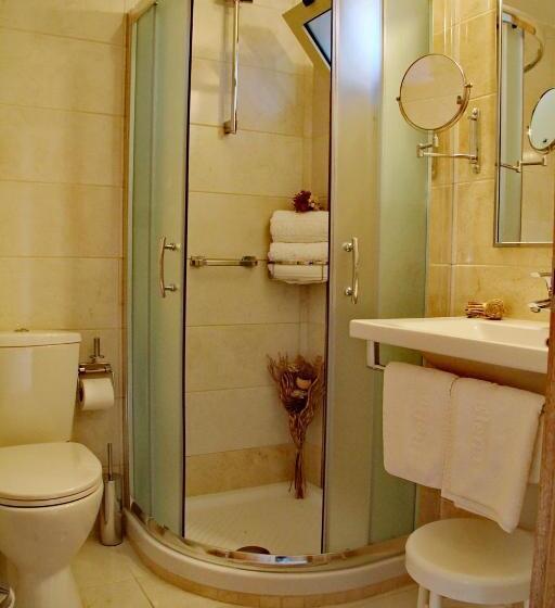 디럭스 스튜디오, Bella Elena By Estia