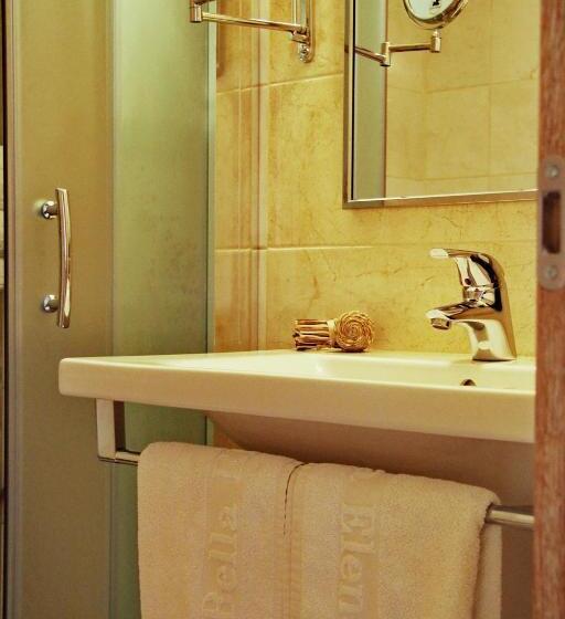 디럭스 스튜디오, Bella Elena By Estia